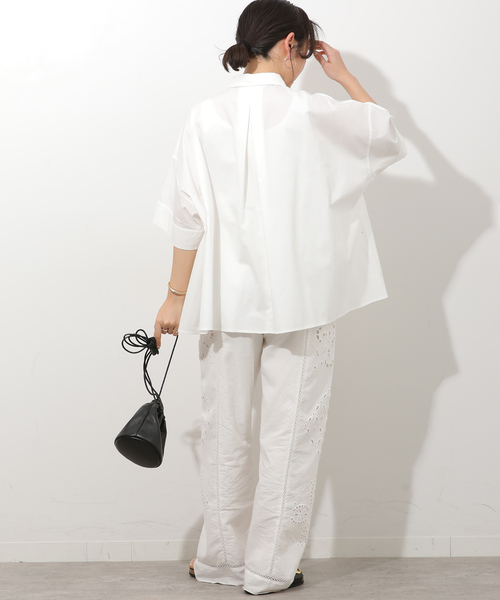 JOURNAL STANDARD relume（ジャーナルスタンダード　レリューム）の「コットンブロード Aラインシャツ（シャツ/ブラウス・レディース・イエロー/ブルー系その他/ホワイト・FREE）」の7枚目の写真