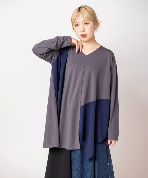 OSMOSIS(オズモーシス)の「アシンメトリー切替フレアープルオーバー(Tシャツ/カットソー・レディース・ブラック/ホワイト/チャコール・ONE SIZE)」の3枚目の写真