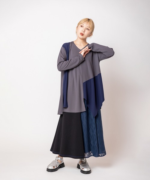 OSMOSIS(オズモーシス)の「アシンメトリー切替フレアープルオーバー(Tシャツ/カットソー・レディース・ブラック/ホワイト/チャコール・ONE SIZE)」の9枚目の写真