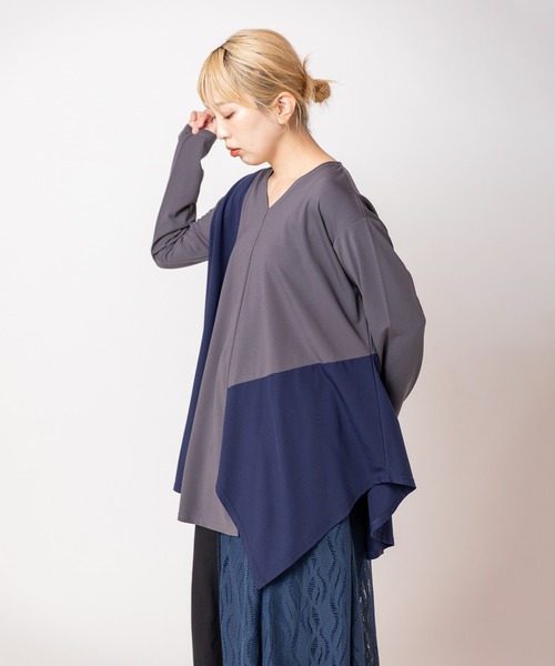 OSMOSIS(オズモーシス)の「アシンメトリー切替フレアープルオーバー(Tシャツ/カットソー・レディース・ブラック/ホワイト/チャコール・ONE SIZE)」の11枚目の写真