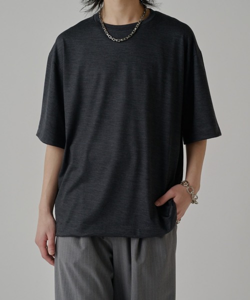 Lui's（ルイス）の「ウールプレーティングルーズフィットTシャツ（Tシャツ/カットソー・メンズ・チャコールグレー/ライトグレー/ブラウン/ブラック・S/M）」の2枚目の写真