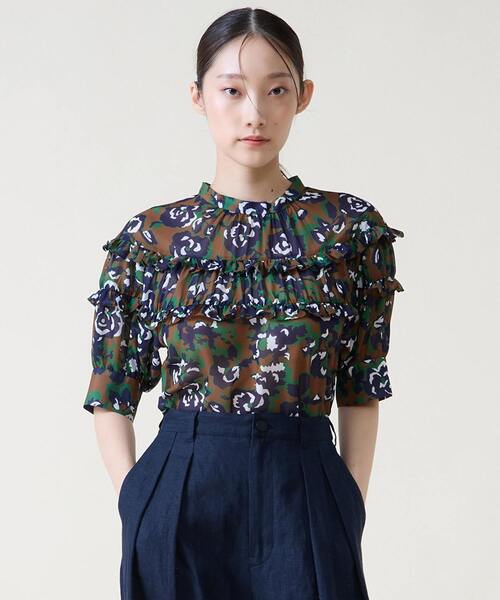 Tiara（ティアラ）の「オールドローズプリントヨークフリルブラウス（シャツ/ブラウス・レディース・オフホワイト/ブラウン・FREE）」の2枚目の写真