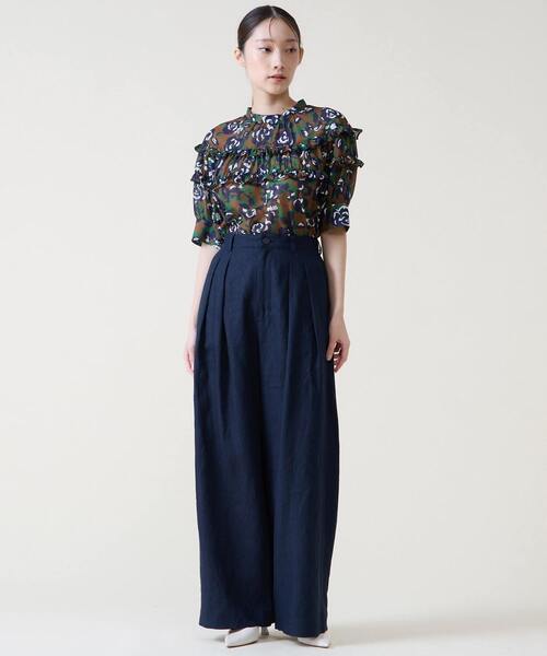 Tiara（ティアラ）の「オールドローズプリントヨークフリルブラウス（シャツ/ブラウス・レディース・オフホワイト/ブラウン・FREE）」の3枚目の写真