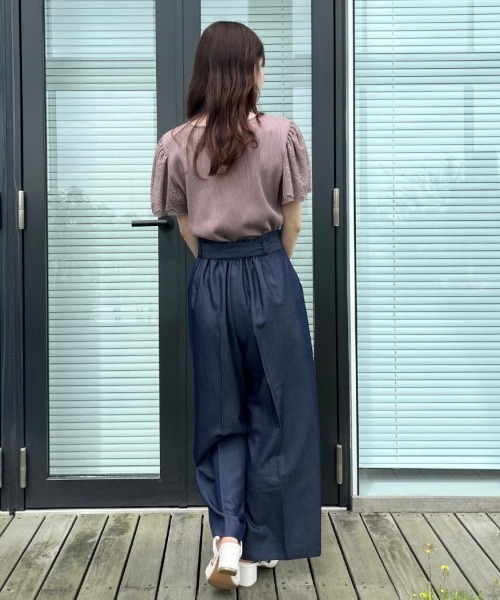 couture brooch(クチュールブローチ)の「【洗える】袖レース テレコトップス(Tシャツ/カットソー・レディース・ライトグリーン/オフホワイト/ベビーピンク/ブラック/ボルドー/サックスブルー・36/42/38/40)」の18枚目の写真