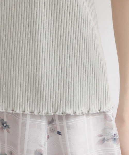 couture brooch(クチュールブローチ)の「【洗える】袖レース テレコトップス(Tシャツ/カットソー・レディース・ライトグリーン/オフホワイト/ベビーピンク/ブラック/ボルドー/サックスブルー・36/42/38/40)」の7枚目の写真