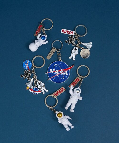 BIRTHDAY BAR(バースデイバー)の「【NASA認証】key ring キーリング(チャーム・レディース・ブルー系その他/グレー/イエロー/ブルー系その他2/ブルー/シルバー・0)」の18枚目の写真