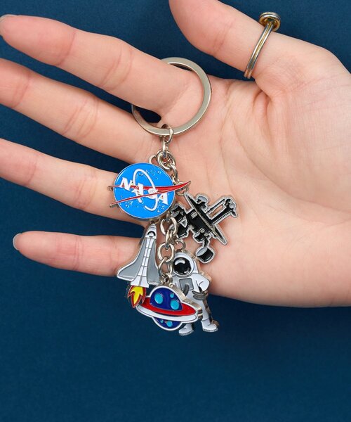 BIRTHDAY BAR(バースデイバー)の「【NASA認証】key ring キーリング(チャーム・レディース・ブルー系その他/グレー/イエロー/ブルー系その他2/ブルー/シルバー・0)」の13枚目の写真