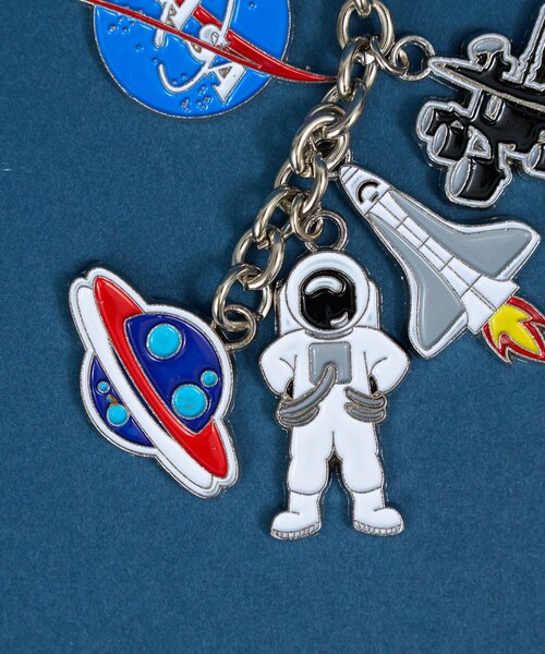 BIRTHDAY BAR(バースデイバー)の「【NASA認証】key ring キーリング(チャーム・レディース・ブルー系その他/グレー/イエロー/ブルー系その他2/ブルー/シルバー・0)」の11枚目の写真