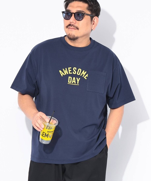B&T CLUB(ビーティークラブ)の「Tシャツ 半袖 メンズ 大きいサイズ プリント クルーネック ヒヤテック USAコットン 胸ポケット B&T CLUB (ビーアンドティークラブ)(Tシャツ/カットソー・メンズ・ブラック/ネイビー/ブラウン/カーキ・X2(4L~5L)/X1(3L~4L)/X4(8L~9L)/X3(6L~7L))」の2枚目の写真