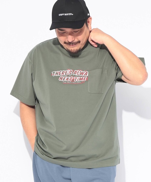 B&T CLUB(ビーティークラブ)の「Tシャツ 半袖 メンズ 大きいサイズ プリント クルーネック ヒヤテック USAコットン 胸ポケット B&T CLUB (ビーアンドティークラブ)(Tシャツ/カットソー・メンズ・ブラック/ネイビー/ブラウン/カーキ・X2(4L~5L)/X1(3L~4L)/X4(8L~9L)/X3(6L~7L))」の4枚目の写真