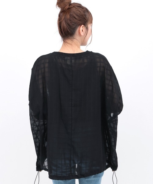 チチカカ(チチカカ)の「シアーチェックドロストビッグT(Tシャツ/カットソー・レディース・ブラック/オフホワイト/グリーン・FREE)」の11枚目の写真