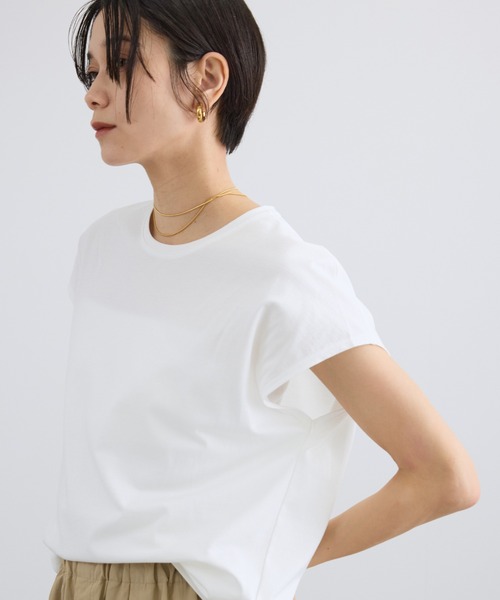SALON adam et rope'(サロン アダム エ ロペ)の「プリマベールリラックスドルマンスリーブプルオーバー / UVケア(Tシャツ/カットソー・レディース・ブラック/オフホワイト/キャメル・FREE)」の14枚目の写真