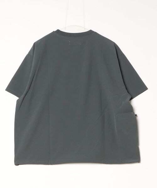 many men many mind(メニーメンメニーマインド)の「MANYMENMANYMINDS / AIRLEAKFABRIC/クルーネックTシャツ(Tシャツ/カットソー・メンズ・チャコール/ブラック・X-LARGE/LARGE/MEDIUM)」の3枚目の写真