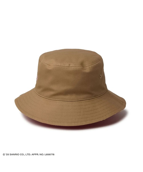 NEW ERA(ニューエラ)の「ニューエラ【NEW ERA】- ハローキティ リバーシブル バケットハット キッズ【KIDS BUCKET RV KITTY KHAKI/RED 14348590】(ハット・キッズ・カーキ・S/M/M/L/L/XL)」の5枚目の写真