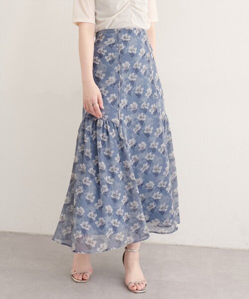 natural couture（ナチュラルクチュール）の「フラワーマーメイドギャザースカート（スカート・レディース・イエロー系その他/ブラック系その他/ホワイト系その他/ブルー系その他・FREE）」の3枚目の写真