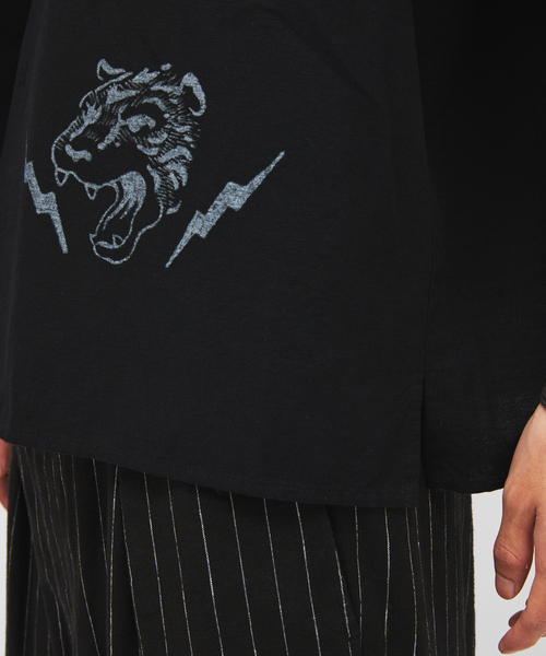 ARMY TWILL(アーミーツイル)の「ARMY TWILL / アーミーツイル 別注 ヴィンテージ シーニック シャツ(シャツ/ブラウス・メンズ・アイボリー/ブラック・MEDIUM/LARGE)」の3枚目の写真