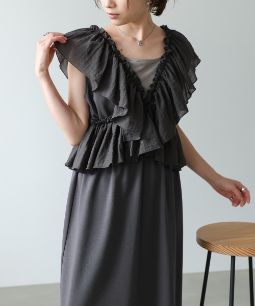 Bab(バブ)の「【前後2WAY着用可能】【選べるサイズ展開】マルチWAYフリルスウェットワンピース(ワンピース・レディース・ベージュ/アイボリー/チャコールグレー・S/M)」の3枚目の写真