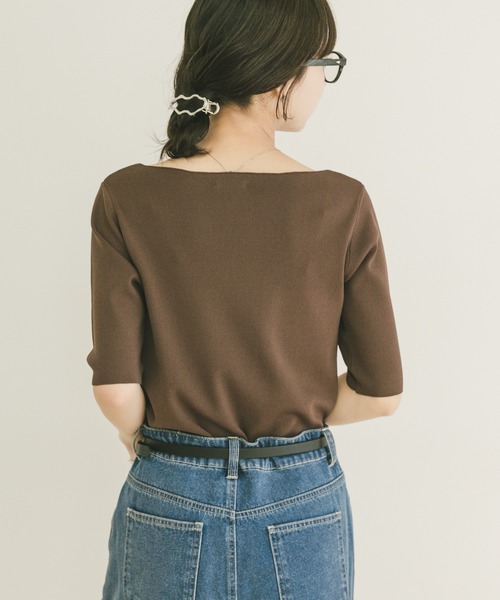 ITEMS URBANRESEARCH(アイテムズ アーバンリサーチ)の「ソウバリボートネックニット(ニット/セーター・レディース・ブラウン/ホワイト系その他/ネイビー・FREE)」の17枚目の写真