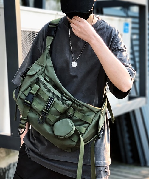 SORENA(ソレナ)の「サコッシュ&ポーチ付き ミリタリーカスタムショルダーバッグ(ショルダーバッグ・メンズ・オリーブ/ブラック/グレー・FREE)」の3枚目の写真