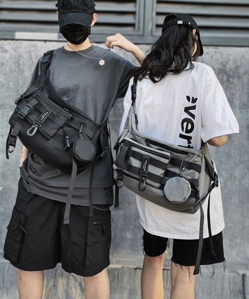 SORENA(ソレナ)の「サコッシュ&ポーチ付き ミリタリーカスタムショルダーバッグ(ショルダーバッグ・メンズ・オリーブ/ブラック/グレー・FREE)」の6枚目の写真