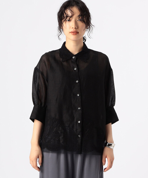 Gabardine K.T(ギャバジンケーティー)の「ラミーコットンエンブロイダリー シアー刺繍のシンプルシャツ(シャツ/ブラウス・レディース・ホワイト・9号)」の6枚目の写真