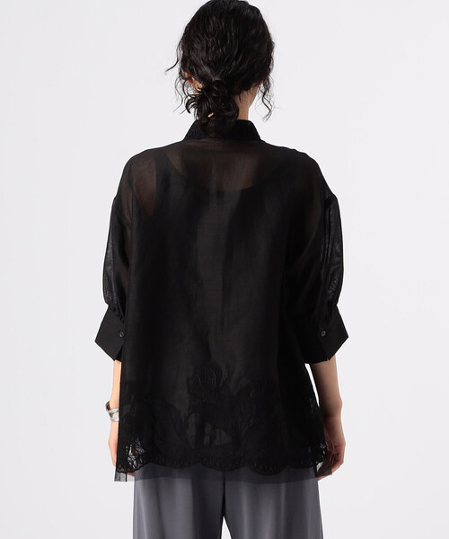 Gabardine K.T(ギャバジンケーティー)の「ラミーコットンエンブロイダリー シアー刺繍のシンプルシャツ(シャツ/ブラウス・レディース・ホワイト・9号)」の8枚目の写真