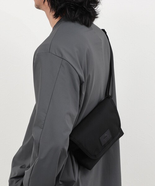 GREGORY（グレゴリー）の「【GREGORY/グレゴリー】TEENY MESSENGER CORDURA BALLISTIC（ショルダーバッグ・メンズ・ブラック・FREE）」の21枚目の写真