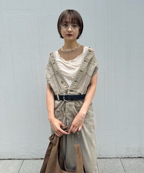 Ameri(アメリ)の「MEDI REMAKE I LINE DENIM DRESS(ワンピース・レディース・ブラウン/ブルー・X-SMALL/MEDIUM/SMALL)」の12枚目の写真