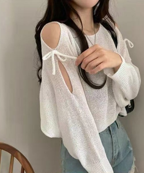 Achic(アシック)の「冷房対策 肩あきリボン透かしトップス(シャツ/ブラウス・レディース・ブラック/ベージュ/ピンク/グレー/ホワイト・M)」の20枚目の写真