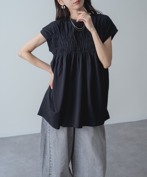 refinedworks(リファインドワークス)の「【refinedworks】贅沢 シャーリング チュニック(Tシャツ/カットソー・レディース・ネイビー/ブラック/ホワイト・FREE)」の5枚目の写真