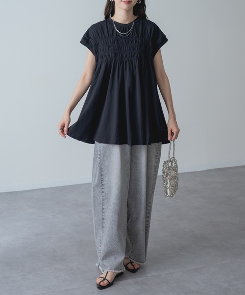 refinedworks(リファインドワークス)の「【refinedworks】贅沢 シャーリング チュニック(Tシャツ/カットソー・レディース・ネイビー/ブラック/ホワイト・FREE)」の16枚目の写真