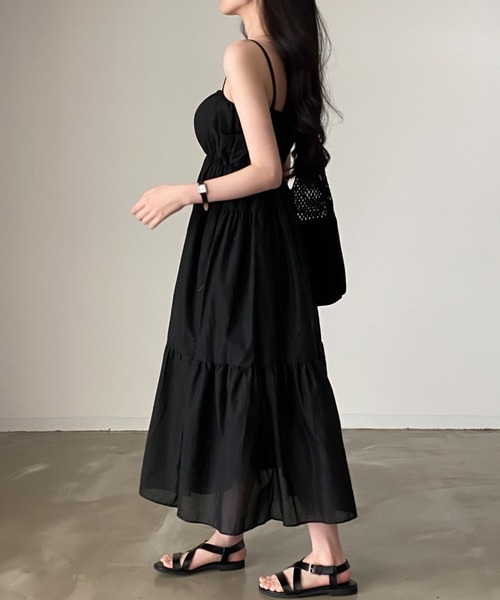 Aelina(エリナ)の「シンプルキャミワンピース(ジャンパースカート・レディース・ホワイト/ブラック・FREE)」の14枚目の写真