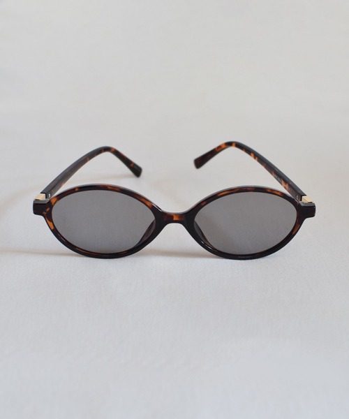Marient(マリエント)の「Nuance Oval Sunglasses / ニュアンスオーバルサングラス(サングラス・レディース・ブラック/ブラウン系その他・FREE)」の21枚目の写真