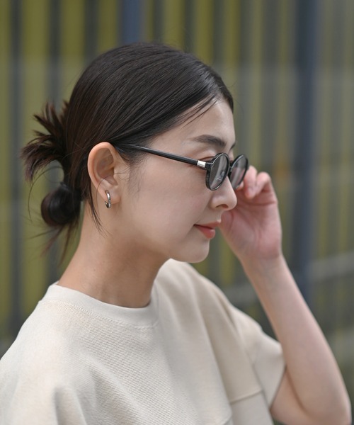 Marient(マリエント)の「Nuance Oval Sunglasses / ニュアンスオーバルサングラス(サングラス・レディース・ブラック/ブラウン系その他・FREE)」の11枚目の写真