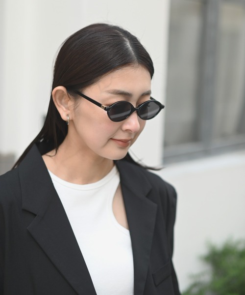 Marient(マリエント)の「Nuance Oval Sunglasses / ニュアンスオーバルサングラス(サングラス・レディース・ブラック/ブラウン系その他・FREE)」の6枚目の写真