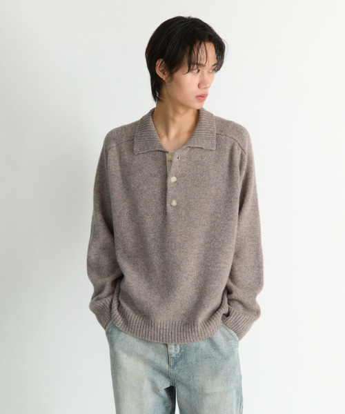 NONBLANK（ノンブランク）の「ウールカラー ニット_DORMOUSE BEIGE（ニット/セーター・メンズ・ベージュ・MEDIUM/LARGE/X-LARGE）」の5枚目の写真