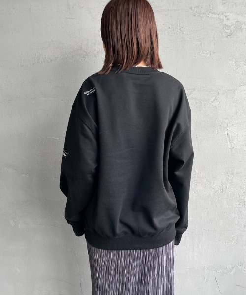 NANGA（ナンガ）の「【WEB先行予約】[NANGA/ナンガ] 別注 ジップポケット ロゴ刺繍スウェット（スウェット・レディース・ブラック/ホワイト・L/M/S）」の13枚目の写真