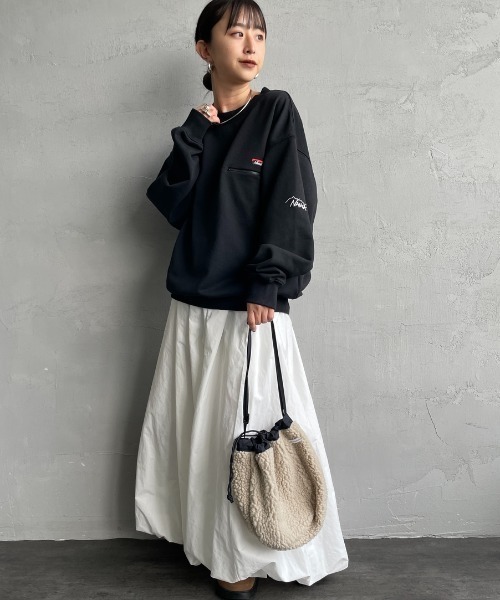 NANGA（ナンガ）の「【WEB先行予約】[NANGA/ナンガ] 別注 ジップポケット ロゴ刺繍スウェット（スウェット・レディース・ブラック/ホワイト・L/M/S）」の6枚目の写真
