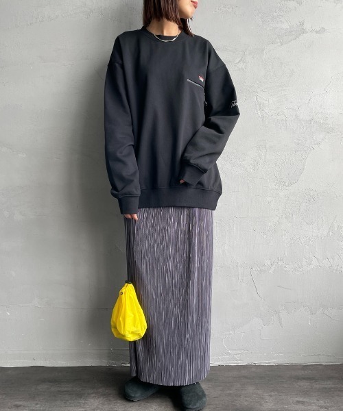 NANGA（ナンガ）の「【WEB先行予約】[NANGA/ナンガ] 別注 ジップポケット ロゴ刺繍スウェット（スウェット・レディース・ブラック/ホワイト・L/M/S）」の17枚目の写真