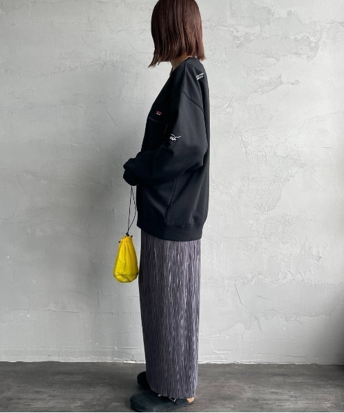 NANGA（ナンガ）の「【WEB先行予約】[NANGA/ナンガ] 別注 ジップポケット ロゴ刺繍スウェット（スウェット・レディース・ブラック/ホワイト・L/M/S）」の18枚目の写真