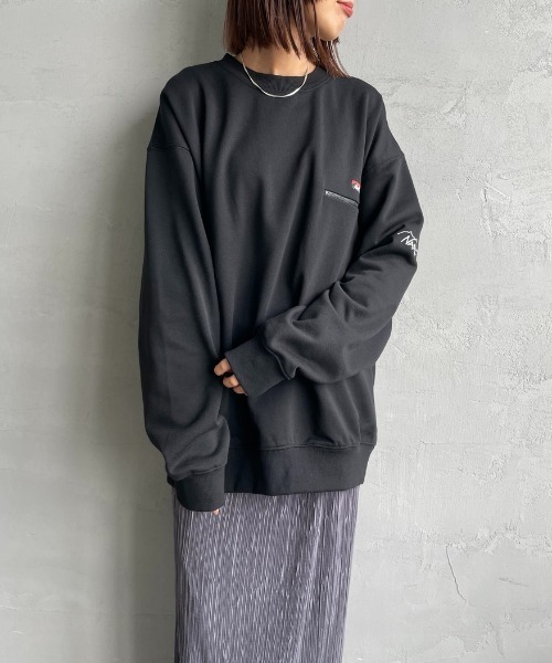 NANGA（ナンガ）の「【WEB先行予約】[NANGA/ナンガ] 別注 ジップポケット ロゴ刺繍スウェット（スウェット・レディース・ブラック/ホワイト・L/M/S）」の20枚目の写真