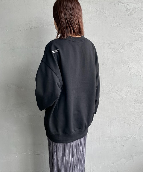 NANGA（ナンガ）の「【WEB先行予約】[NANGA/ナンガ] 別注 ジップポケット ロゴ刺繍スウェット（スウェット・レディース・ブラック/ホワイト・L/M/S）」の22枚目の写真