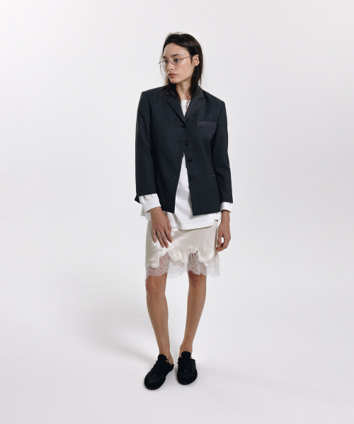 haag（ヘイグ）の「a cutting-line skirt (cream)（スカート・レディース・その他・FREE）」の4枚目の写真