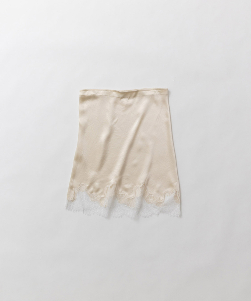 haag（ヘイグ）の「a cutting-line skirt (cream)（スカート・レディース・その他・FREE）」の20枚目の写真