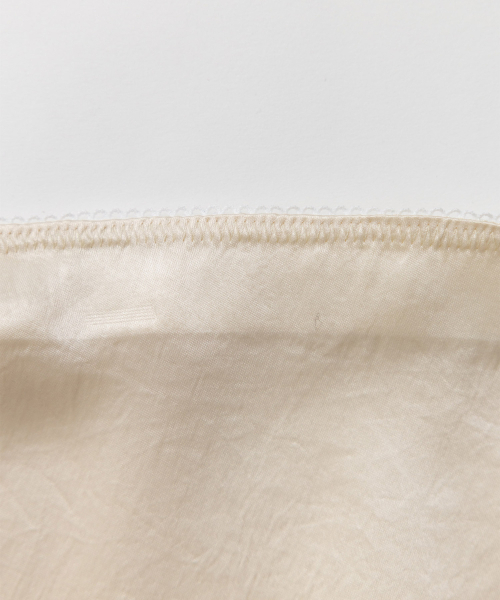 haag（ヘイグ）の「a cutting-line skirt (cream)（スカート・レディース・その他・FREE）」の21枚目の写真