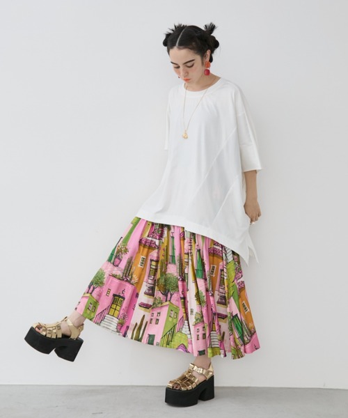 manana suerte(マニャーナスエルテ)の「アシンメトリー異素材切替Tシャツ(Tシャツ/カットソー・レディース・ホワイト/ブラック・FREE)」の6枚目の写真