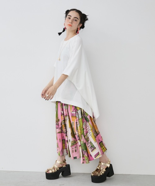 manana suerte(マニャーナスエルテ)の「アシンメトリー異素材切替Tシャツ(Tシャツ/カットソー・レディース・ホワイト/ブラック・FREE)」の3枚目の写真