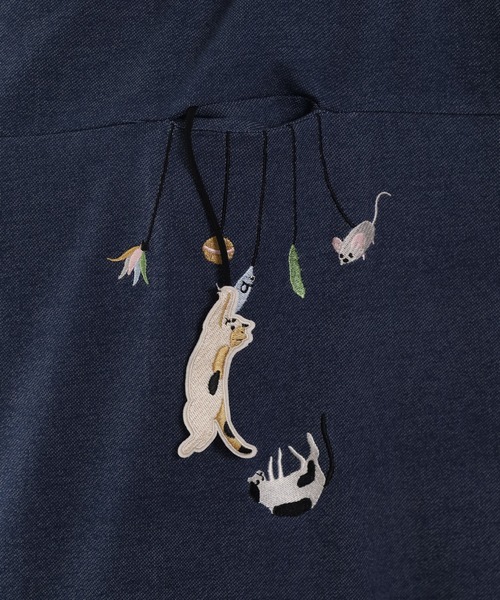 FUNALIVE(ファンアライブ)の「ぶらぶらネコ刺繍インレイ裾ドロストプルオーバー 半袖(Tシャツ/カットソー・レディース・ブルー系/ネイビー系8・M/L)」の21枚目の写真