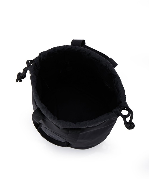 GREGORY（グレゴリー）の「チンチバッグM CINCH BAG M V2 コーデュラバリスティックブラックライト（ハンドバッグ・メンズ・ブラック・-）」の3枚目の写真