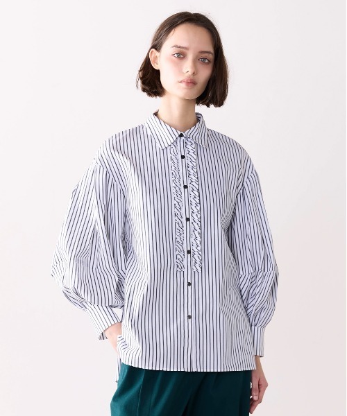 Marilyn Moon（マリリンムーン）の「tuck frill modern volume shirt（シャツ/ブラウス・レディース・サックスブルー/ホワイト/ホワイト×ブラック/ネイビー/ブラウン・FREE）」の6枚目の写真